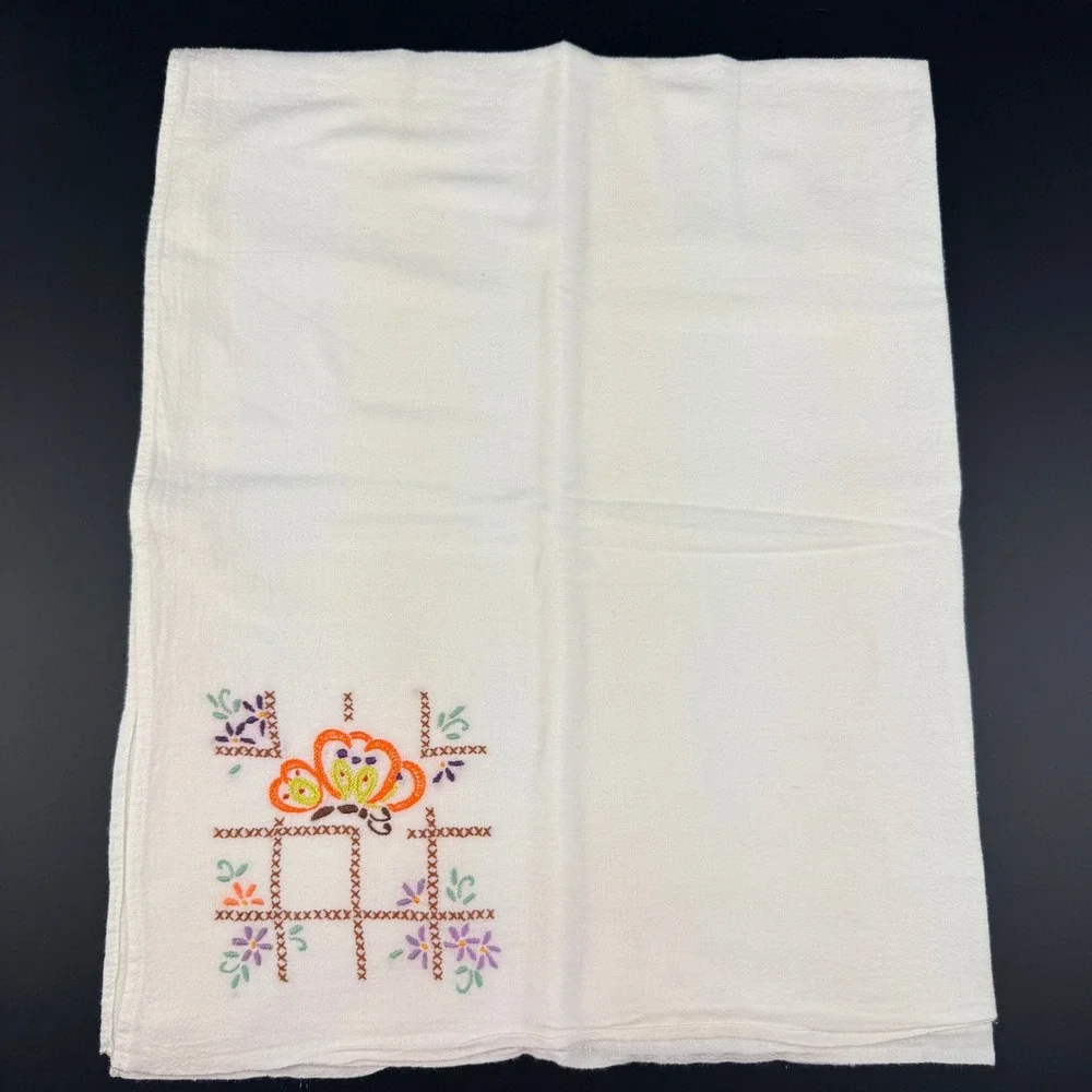Vtg Hand Embroidered LARGE Butterfly Tea Towels Set of 3‎ White Cotton Floral